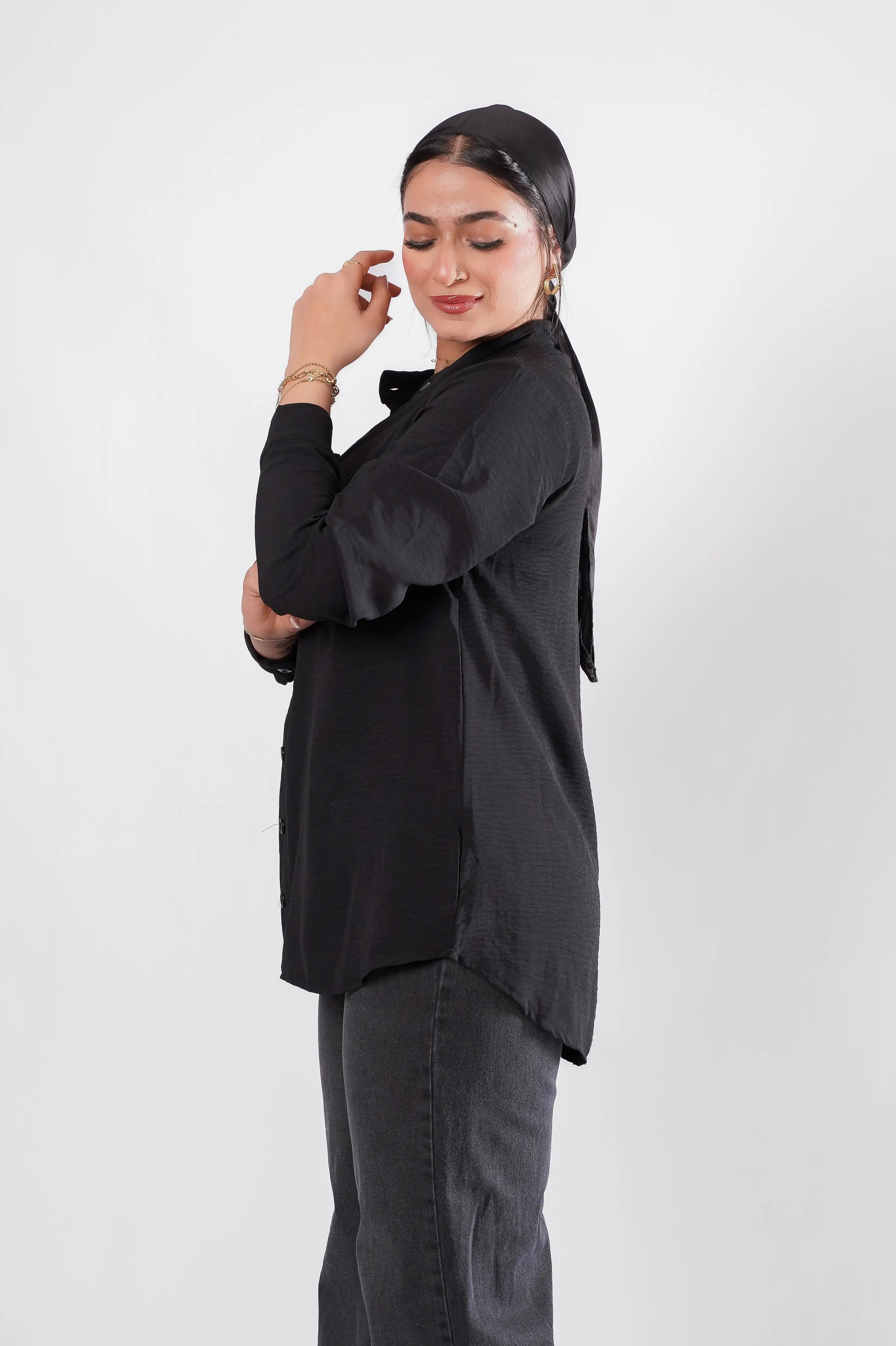 JAMILA Basic Shirt - Black